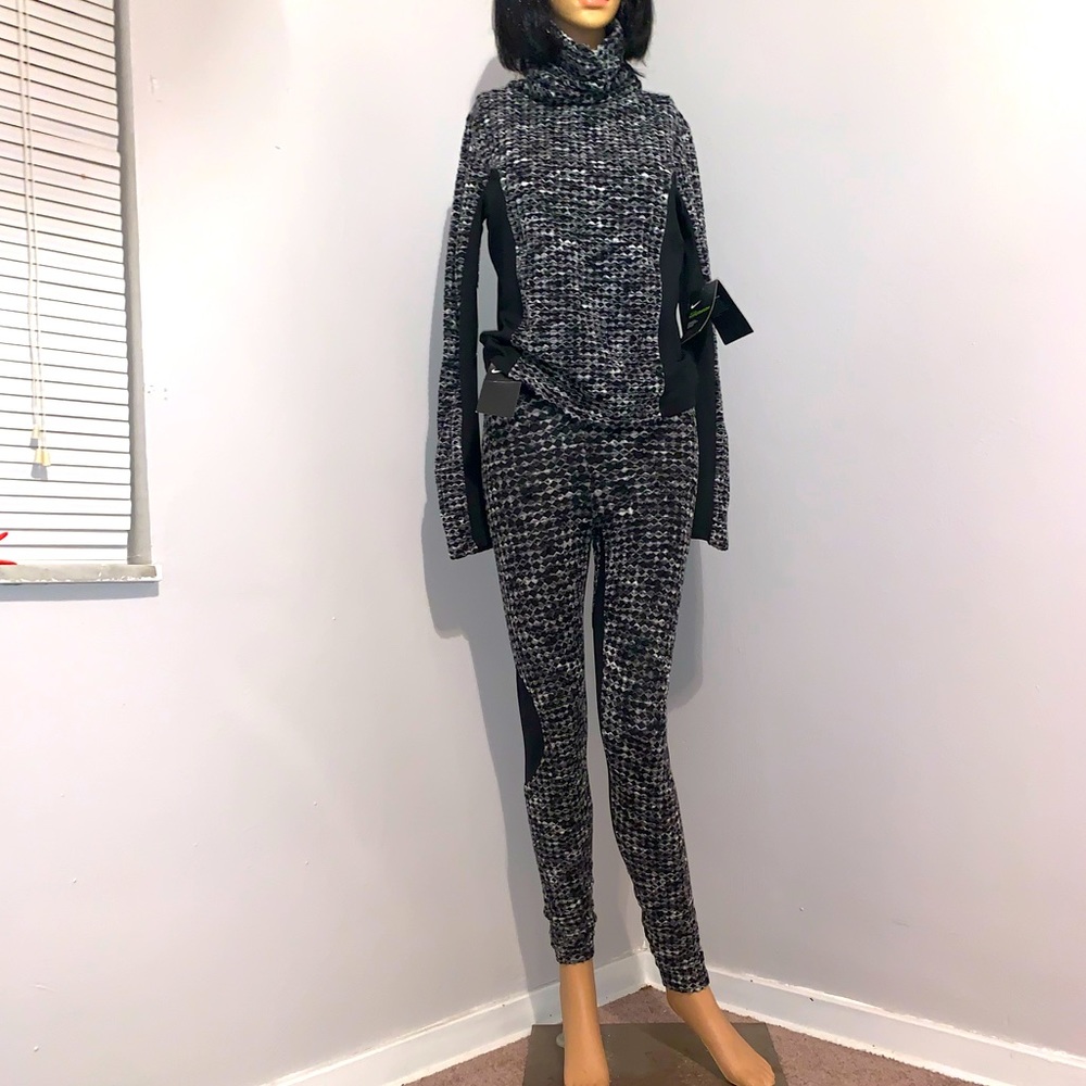 NWT Nike Pro Advanced Performance Set - Picture 2 of 8
